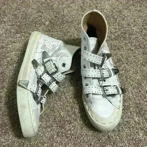 Chloe boots - Picture 1 of 8